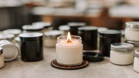 wood wick candles from choize luxury products.samantha ashton candles